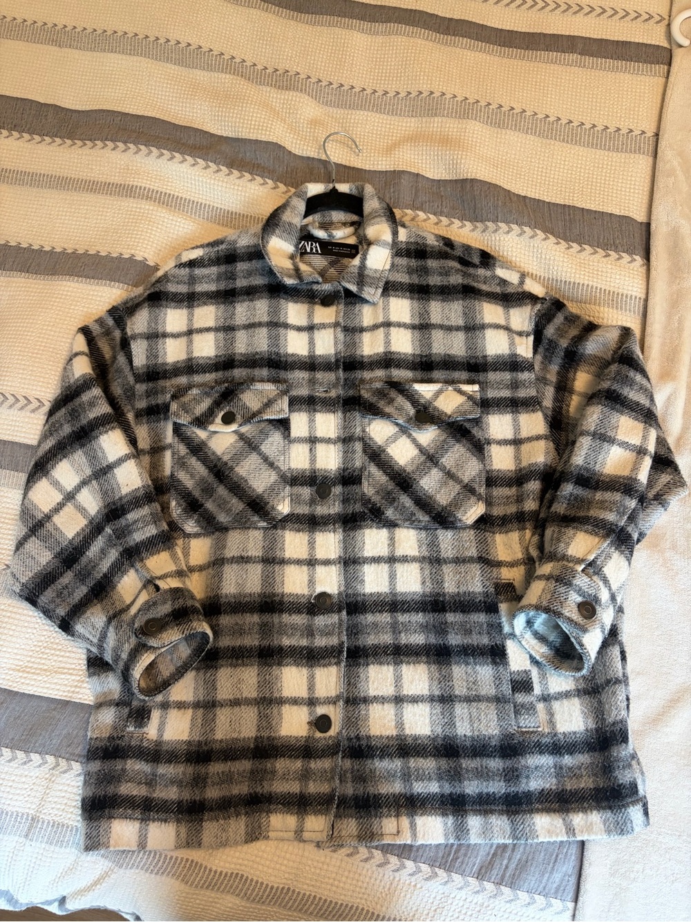 ZARA Black & White Plaid Shirt Jacket